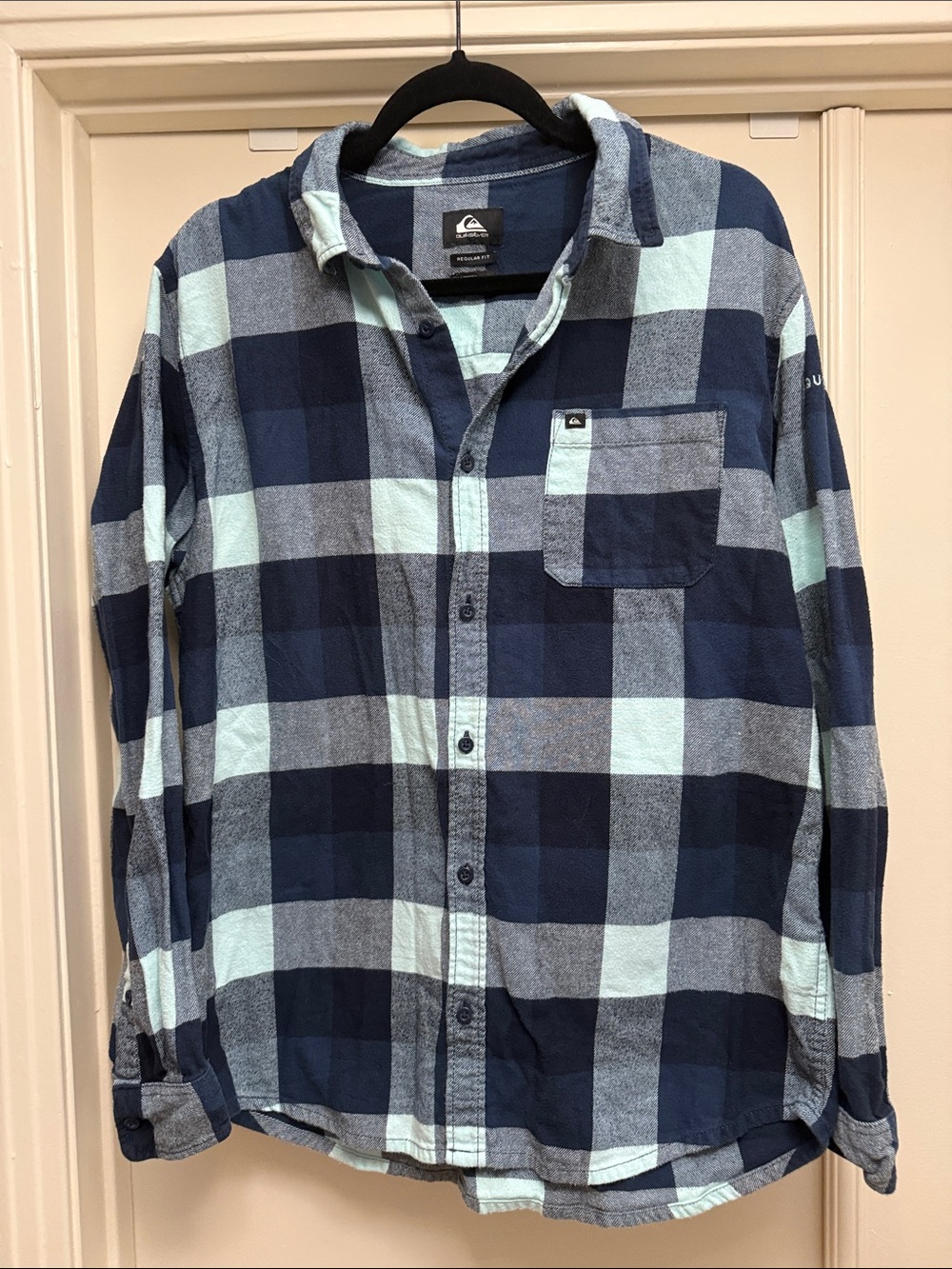Quiksilver Men's Navy and Light Blue Plaid Button-Down Flannel Shirt. Size L